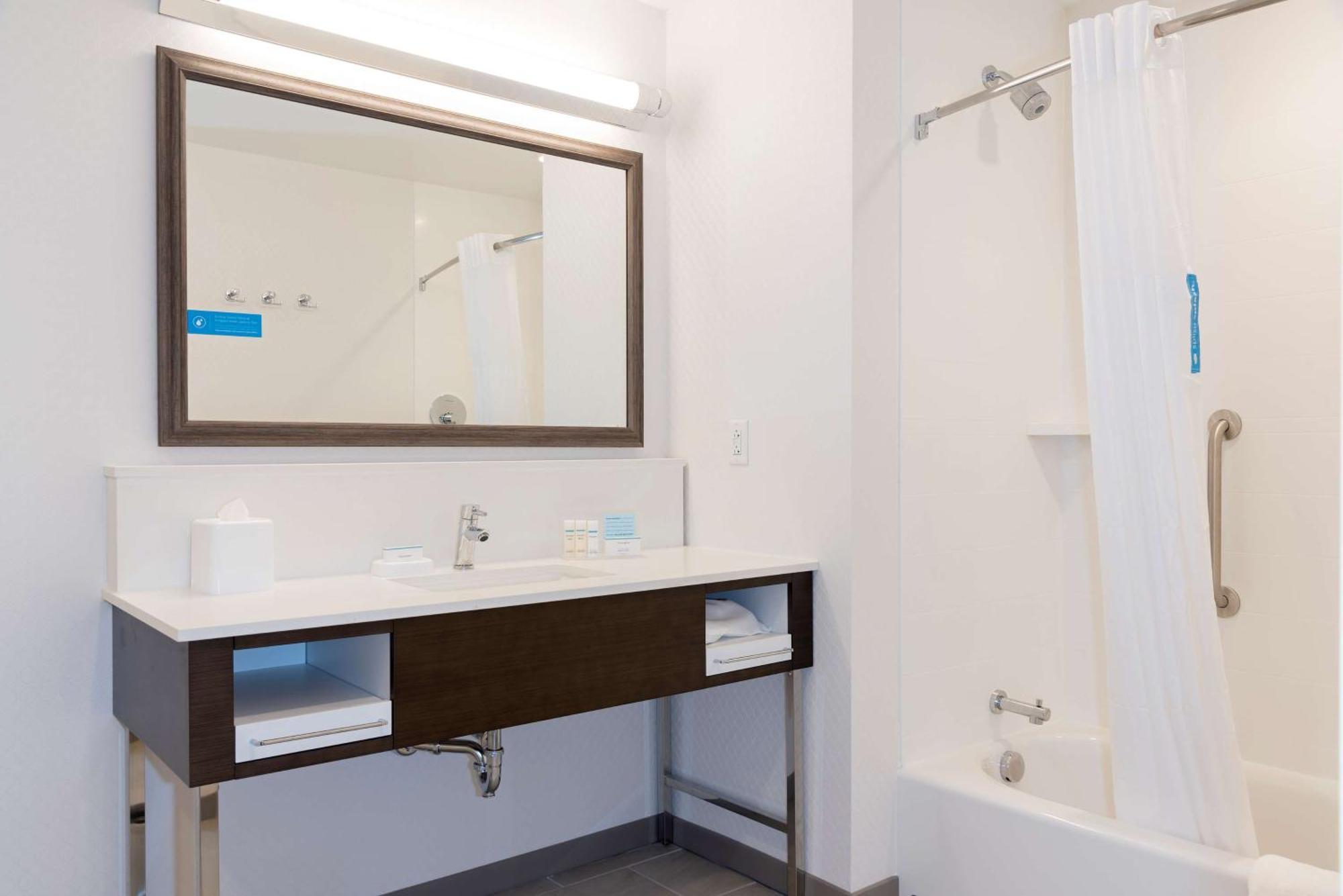 Hampton Inn & Suites Indianapolis-Keystone, In מראה חיצוני תמונה