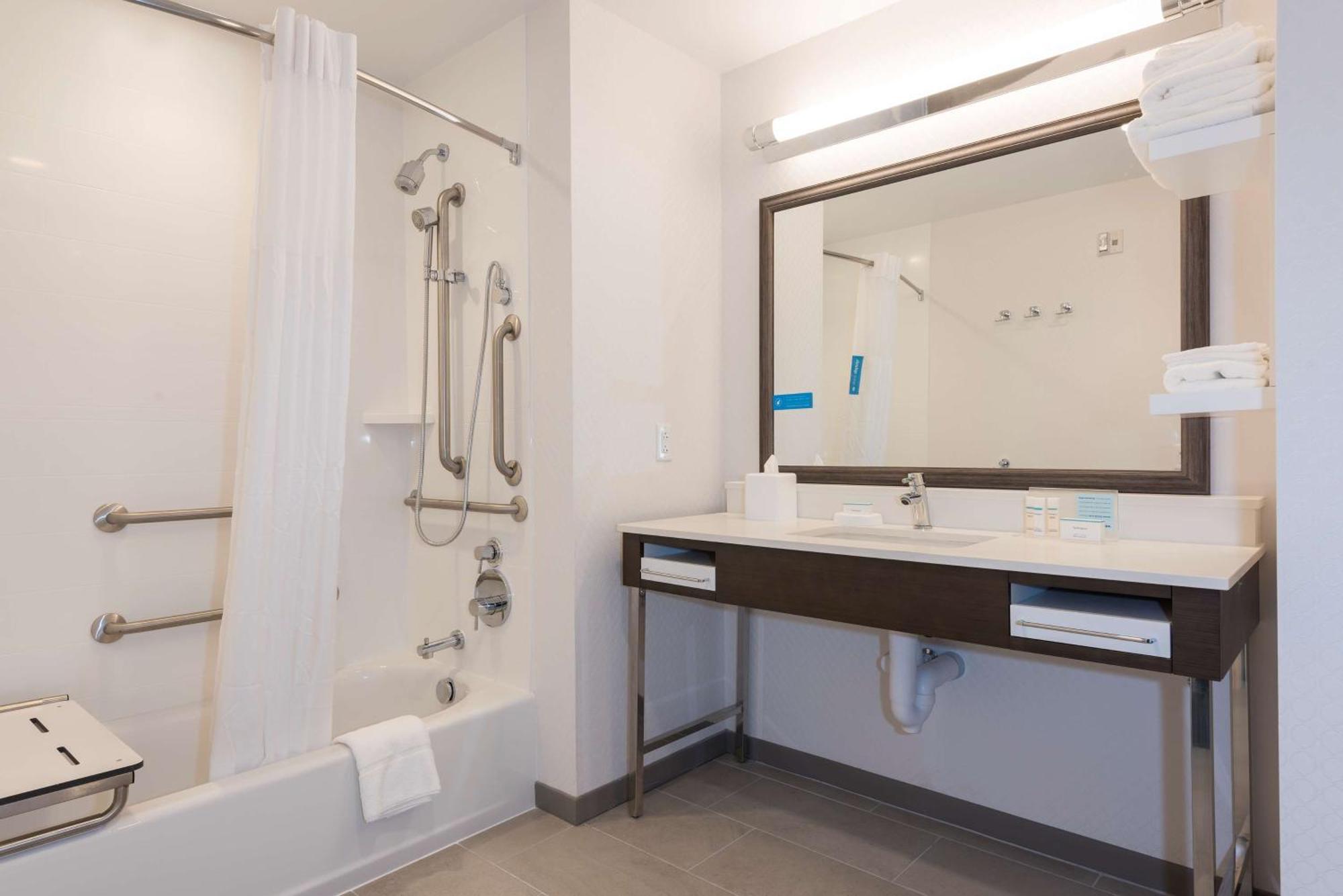 Hampton Inn & Suites Indianapolis-Keystone, In מראה חיצוני תמונה