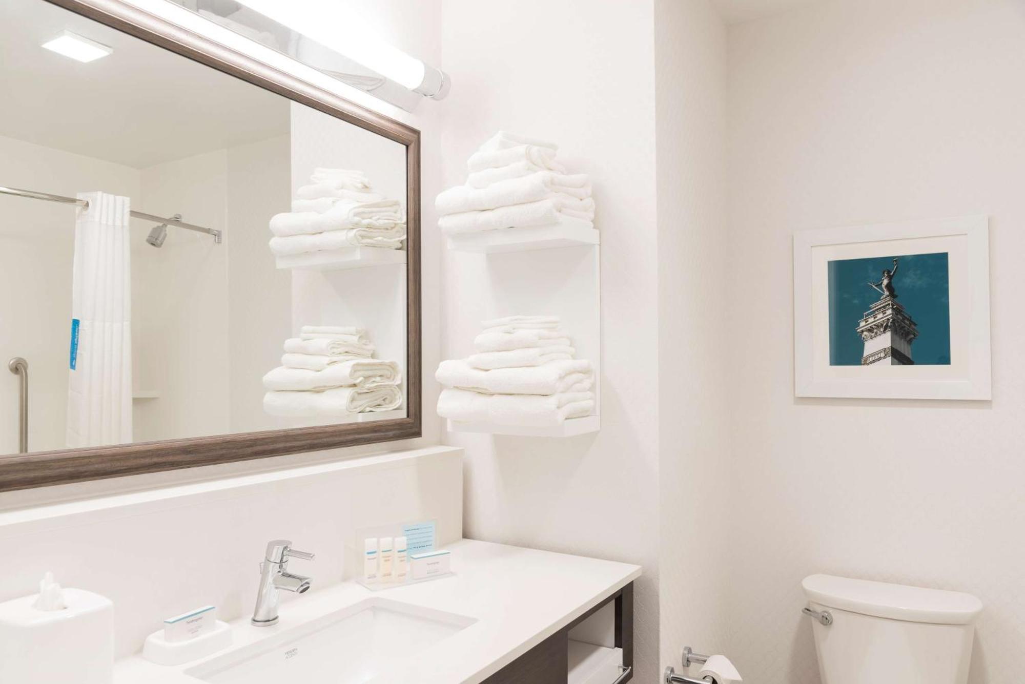 Hampton Inn & Suites Indianapolis-Keystone, In מראה חיצוני תמונה