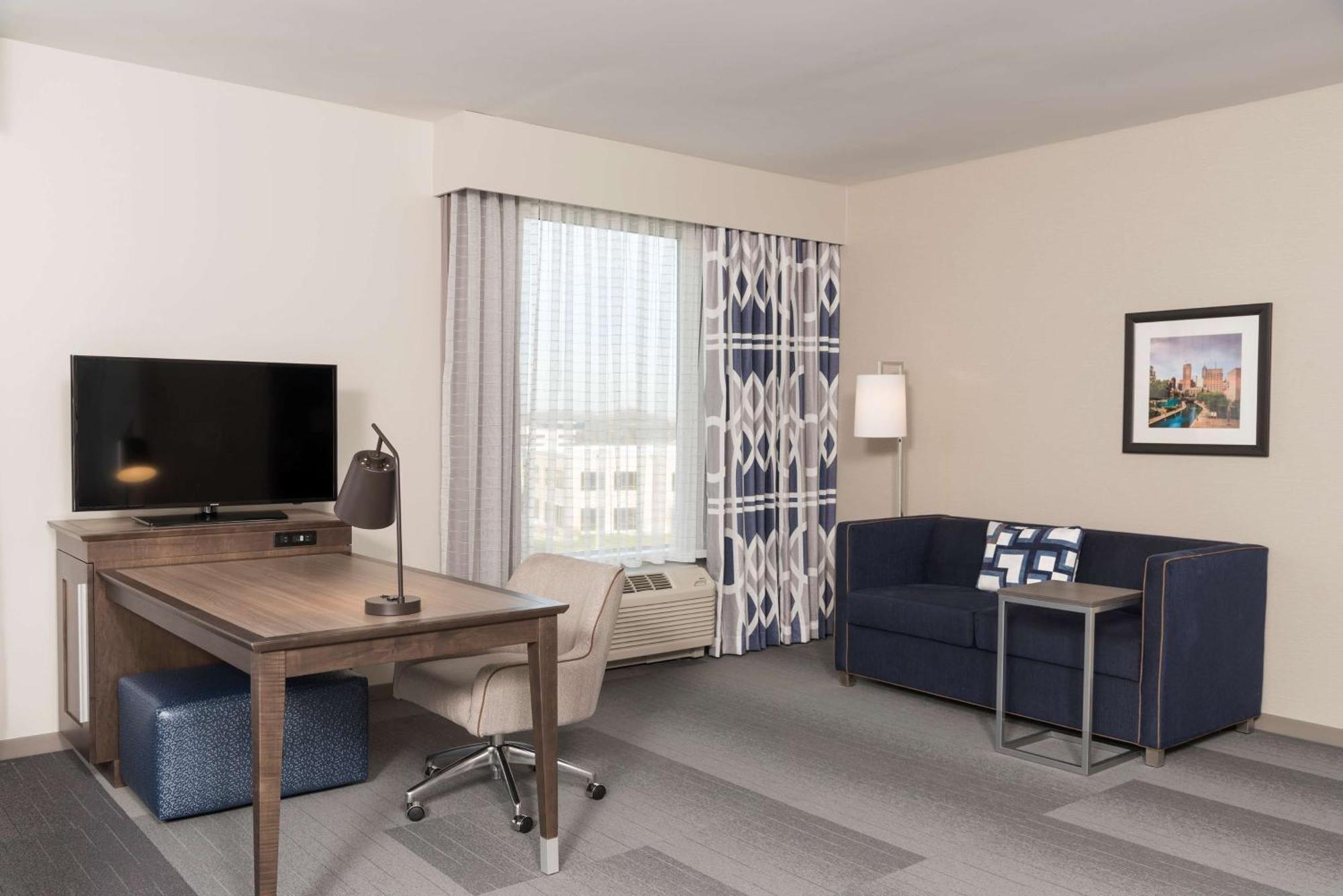 Hampton Inn & Suites Indianapolis-Keystone, In מראה חיצוני תמונה