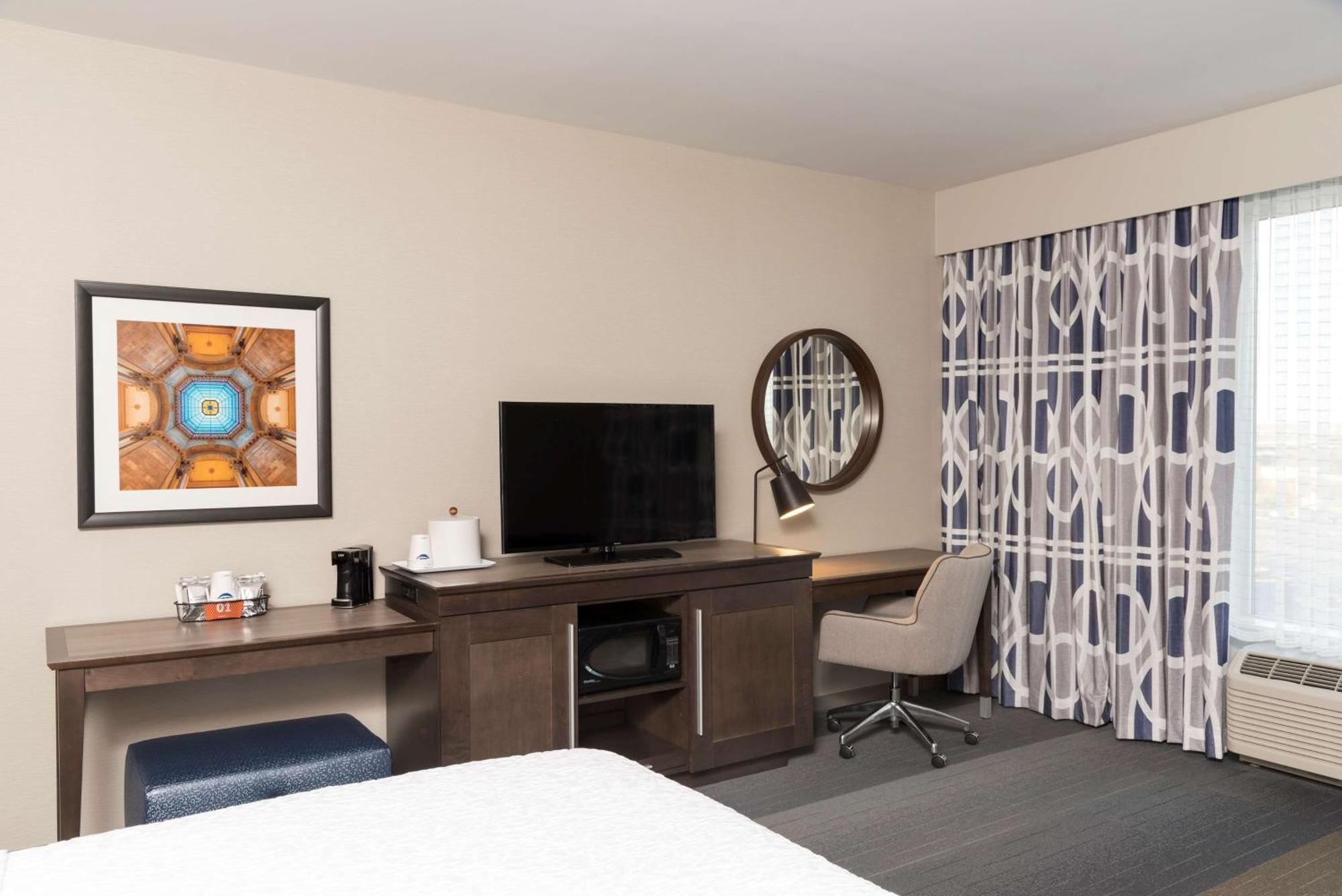 Hampton Inn & Suites Indianapolis-Keystone, In מראה חיצוני תמונה
